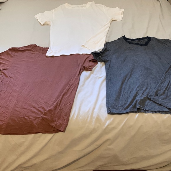 Lululemon boyfriend tees - Picture 2 of 8